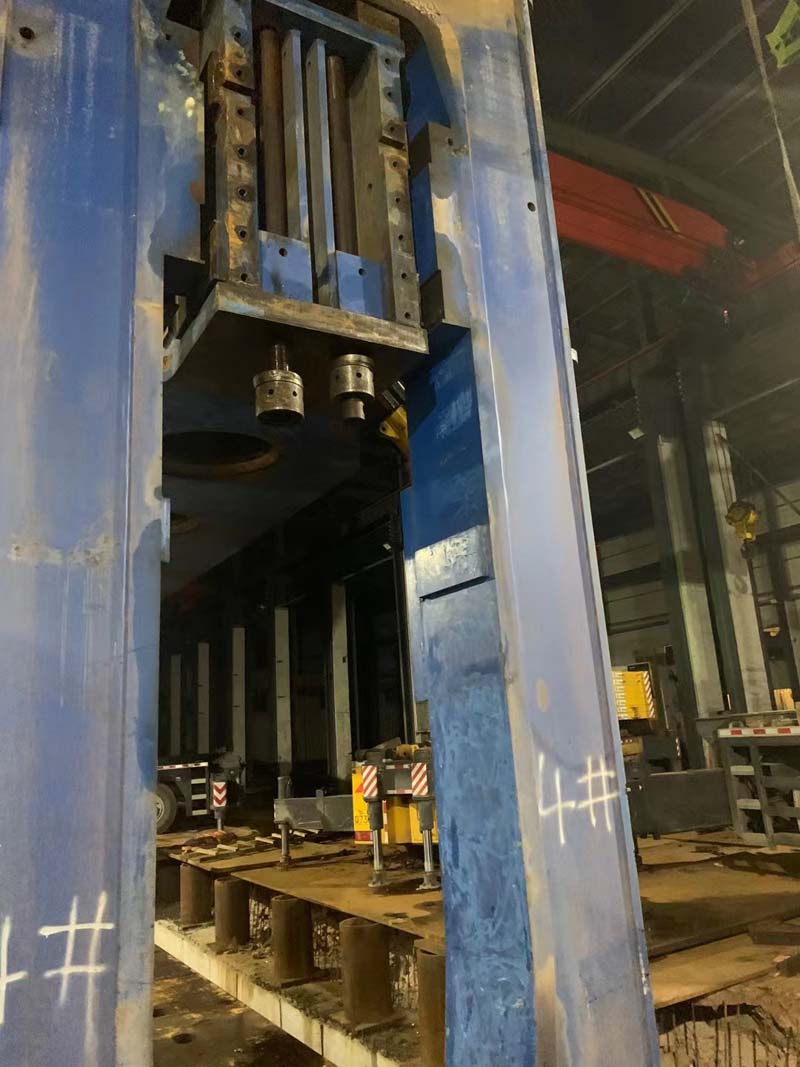 PPF5200噸折彎?rùn)C(jī)設(shè)備安裝